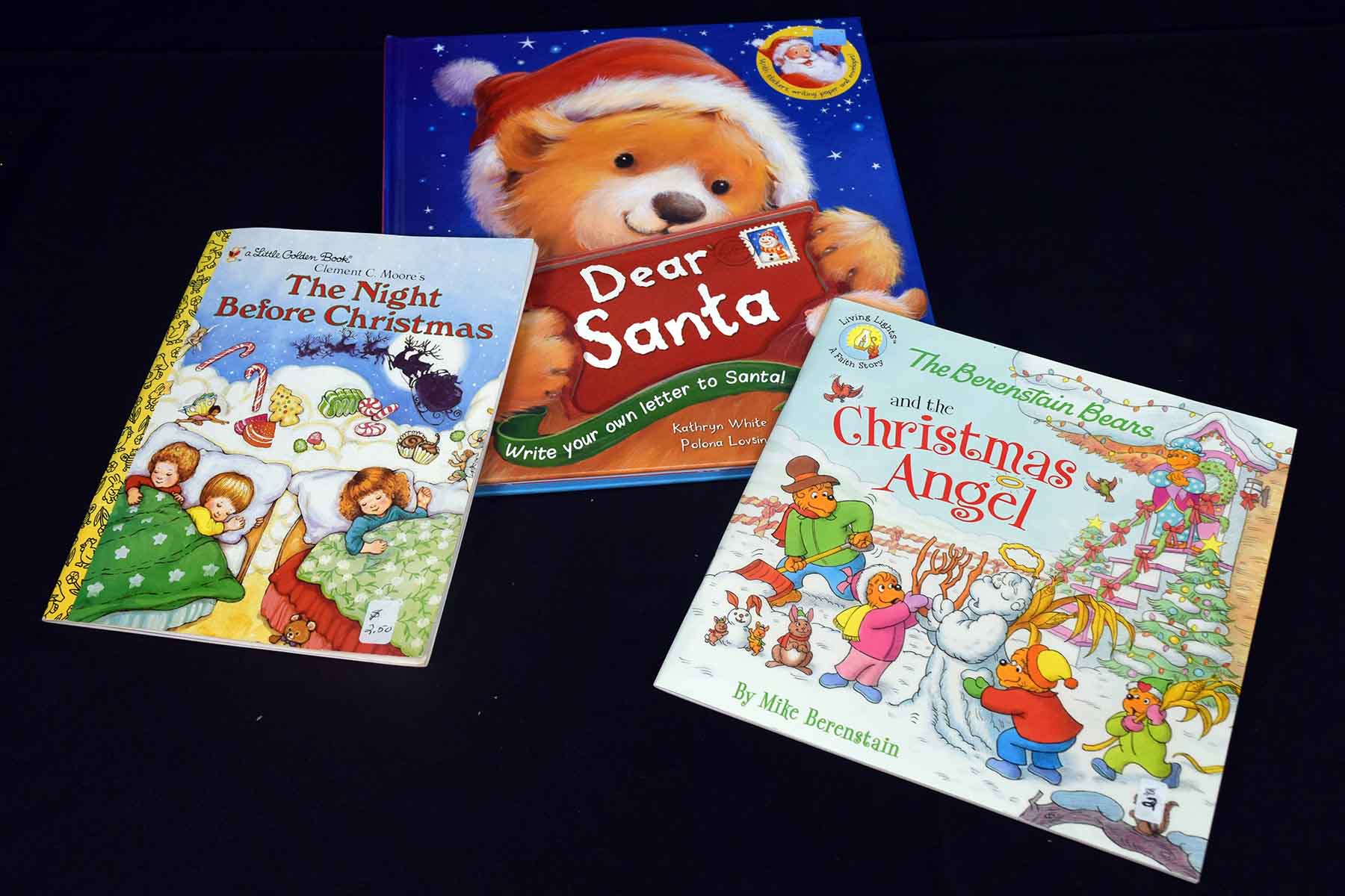 B22_Childrens_books_-_Dear_Santa,_The_Night_before_Christmas,_the_Christmas_Angel_ccml-pix_-_CCM.jpg